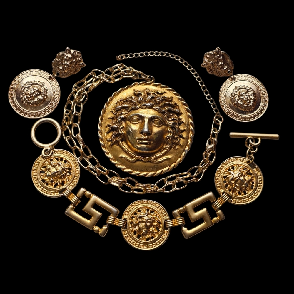 Vintage LARGE Medusa Alva Museum Pendant & Greek Key Medusa Bracelet